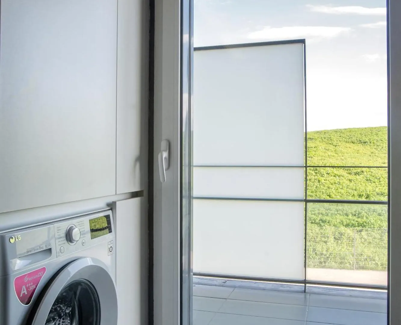 Modern 2-Bedroom Apartment In Expo Lissabon 0*,