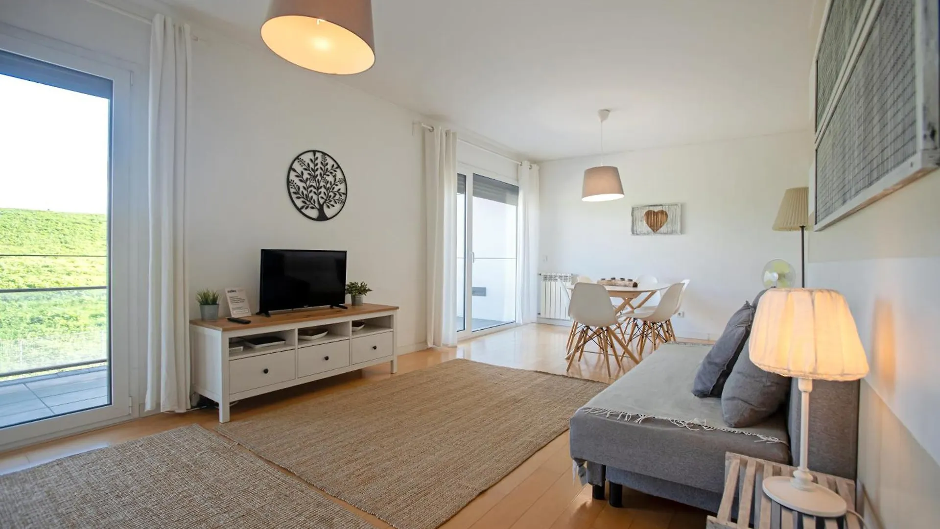 Modern 2-Bedroom Apartment In Expo Lissabon